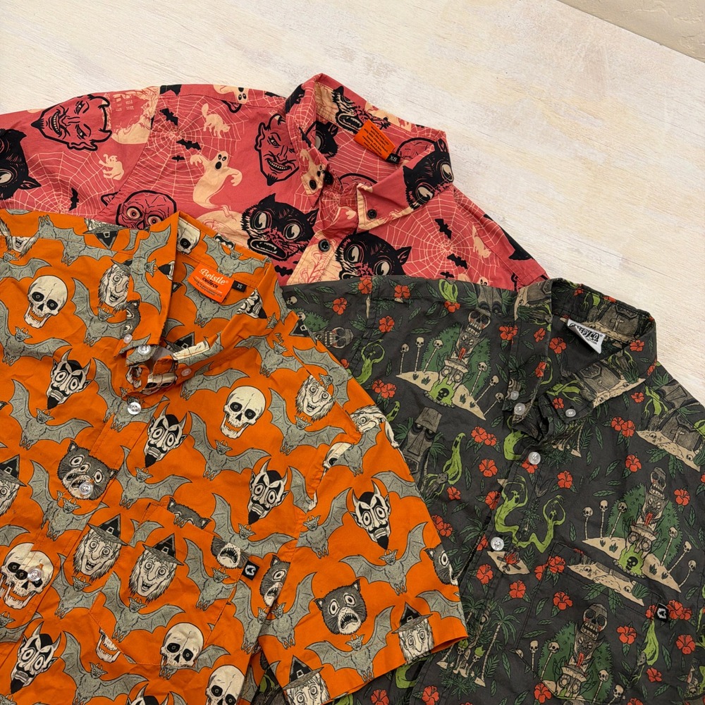 Creepy Co Shirt Beistle Halloween Vintage Print Red Mens Size XS Lot (3)